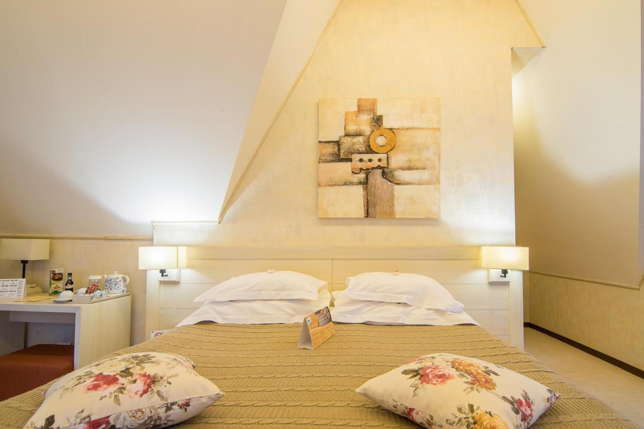 Ioana Boutique Hotel Sinaia Buitenkant foto