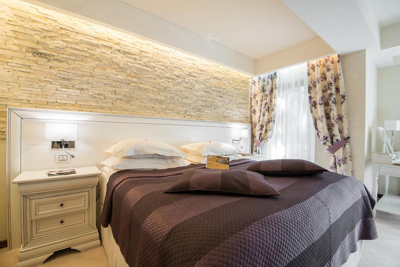 Ioana Boutique Hotel Sinaia Buitenkant foto