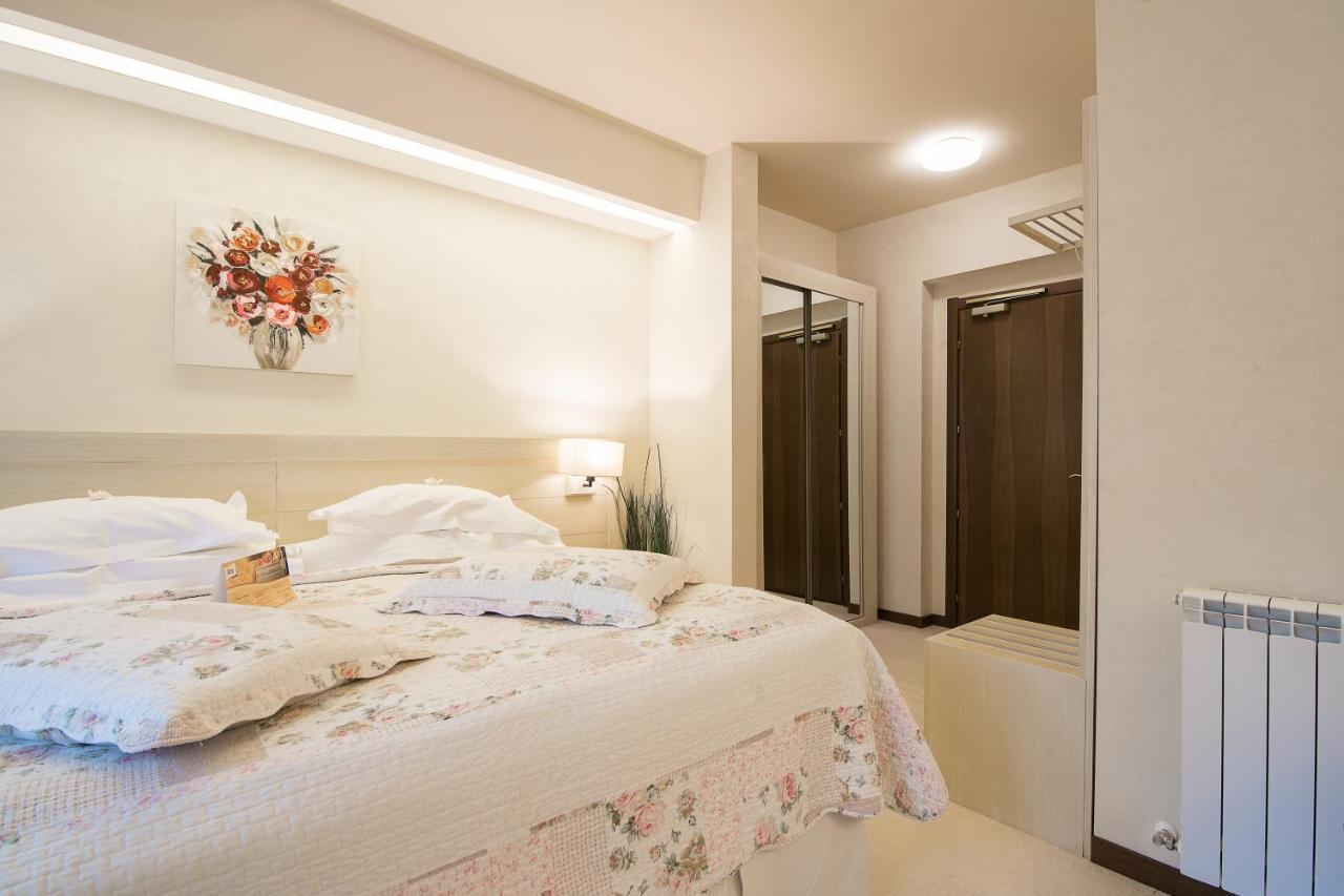 Ioana Boutique Hotel Sinaia Buitenkant foto