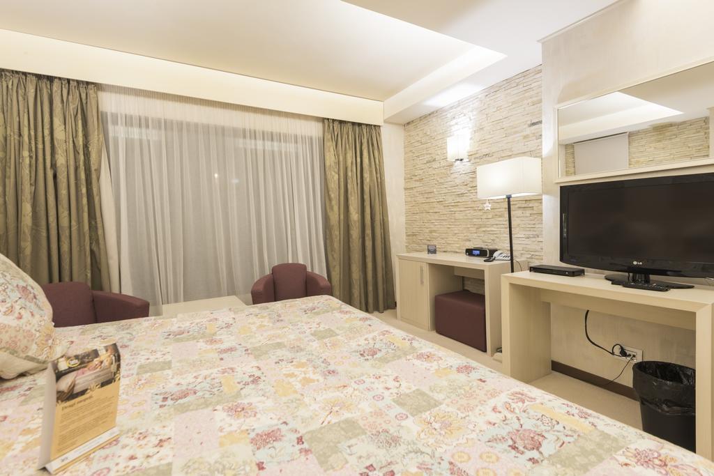 Ioana Boutique Hotel Sinaia Buitenkant foto